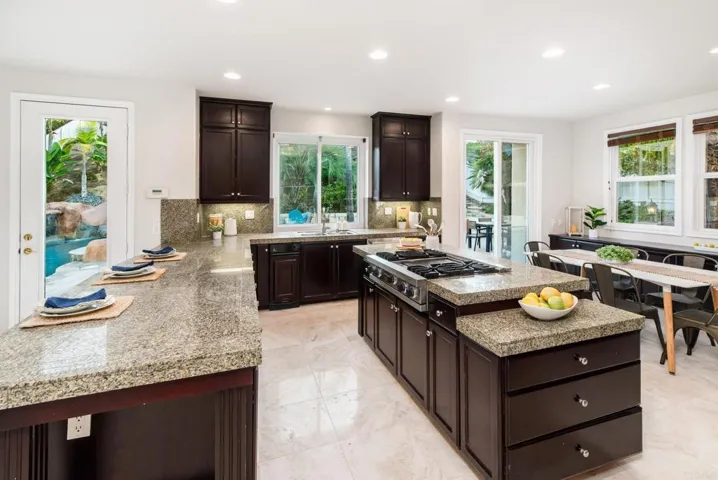 8081 Paseo Arrayan, Carlsbad, California 92009