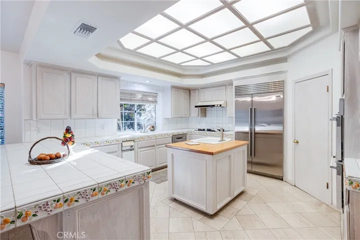 840 Peninsula Avenue, Claremont, California 91711