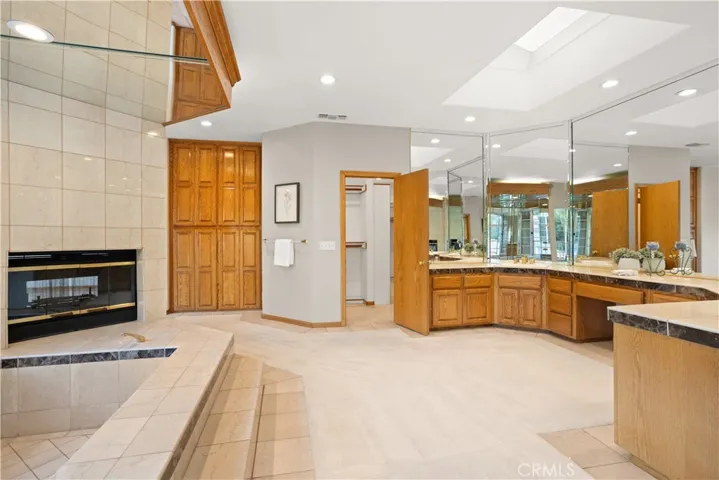 840 Peninsula Avenue, Claremont, California 91711