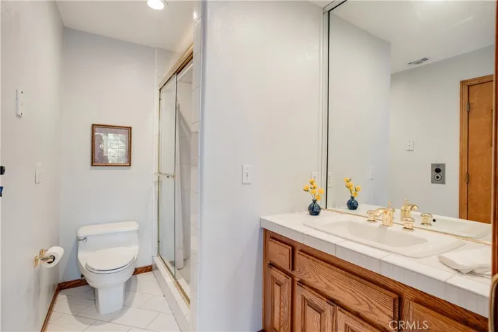 840 Peninsula Avenue, Claremont, California 91711