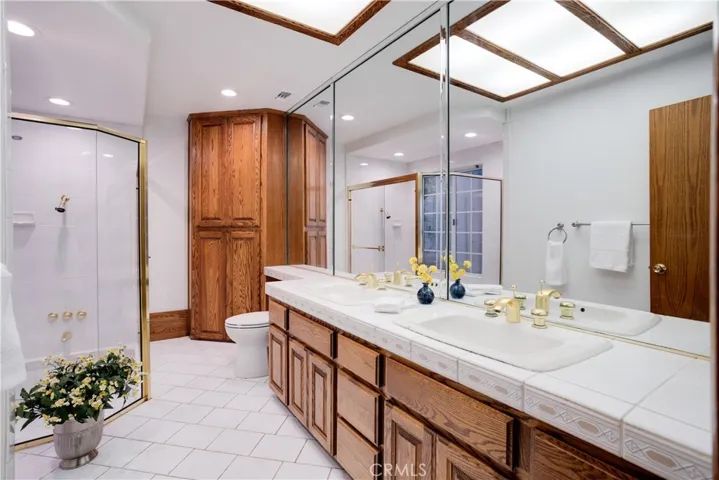 840 Peninsula Avenue, Claremont, California 91711