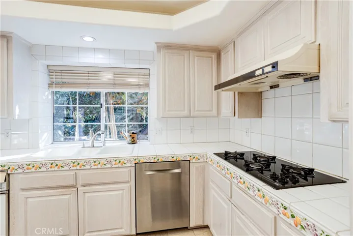 840 Peninsula Avenue, Claremont, California 91711