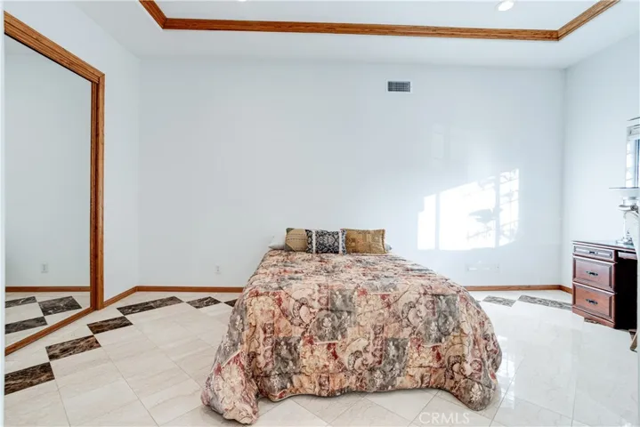 840 Peninsula Avenue, Claremont, California 91711