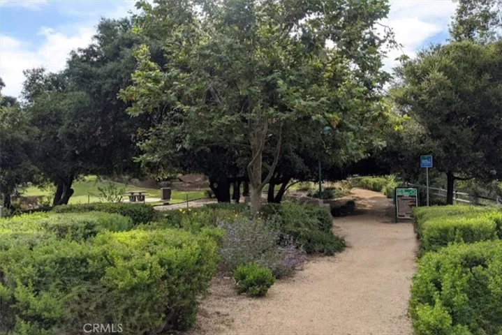 21011 North Hampton Way, Lake Forest, California 92630