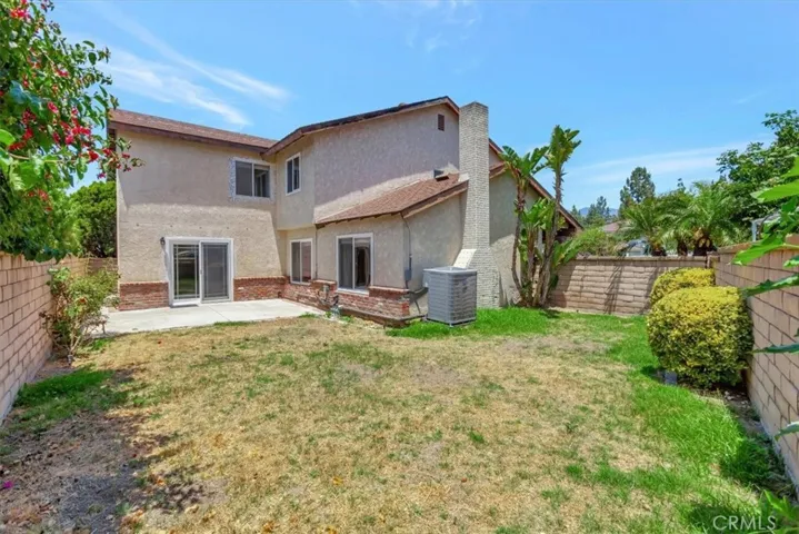 21011 North Hampton Way, Lake Forest, California 92630