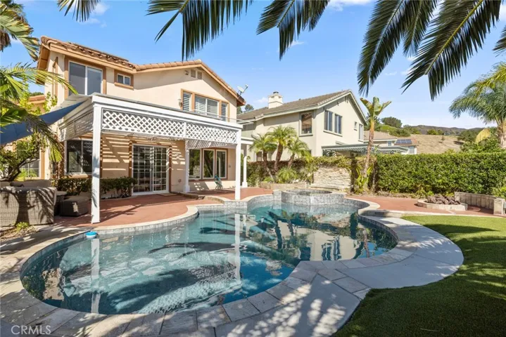 60 Foxtail Lane, Rancho Santa Margarita, California 92679
