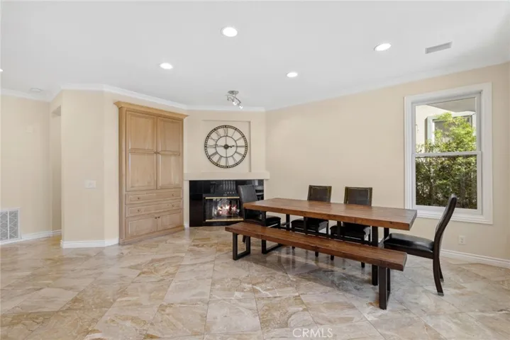 60 Foxtail Lane, Rancho Santa Margarita, California 92679