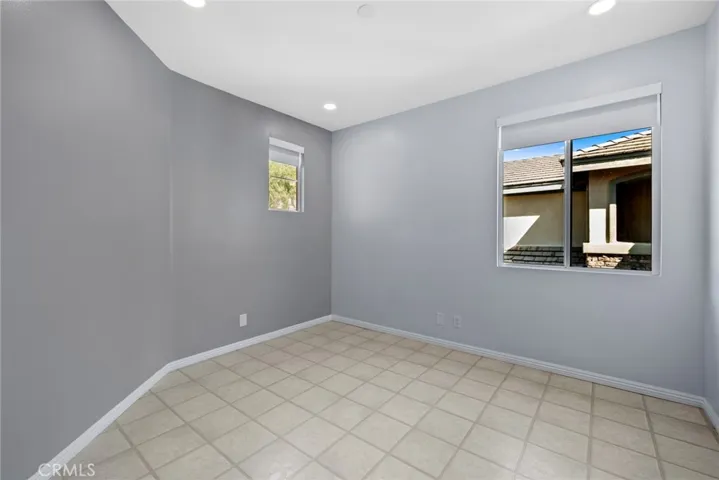 60 Foxtail Lane, Rancho Santa Margarita, California 92679