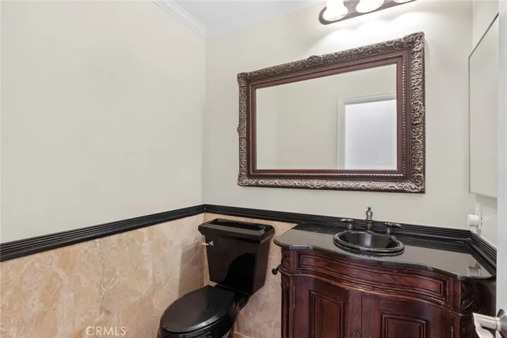 60 Foxtail Lane, Rancho Santa Margarita, California 92679