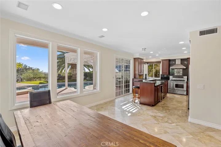 60 Foxtail Lane, Rancho Santa Margarita, California 92679
