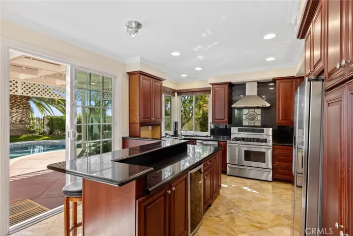 60 Foxtail Lane, Rancho Santa Margarita, California 92679