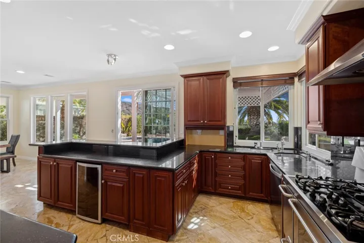 60 Foxtail Lane, Rancho Santa Margarita, California 92679