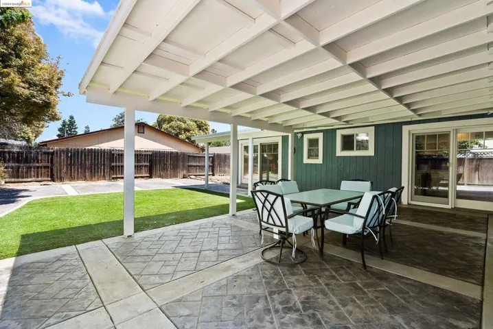 5576 Idlewild Ave, Livermore, California 94551