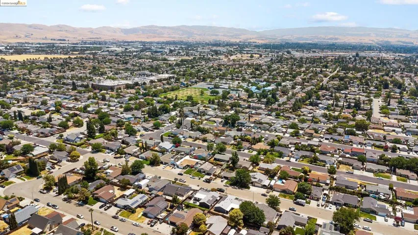 5576 Idlewild Ave, Livermore, California 94551