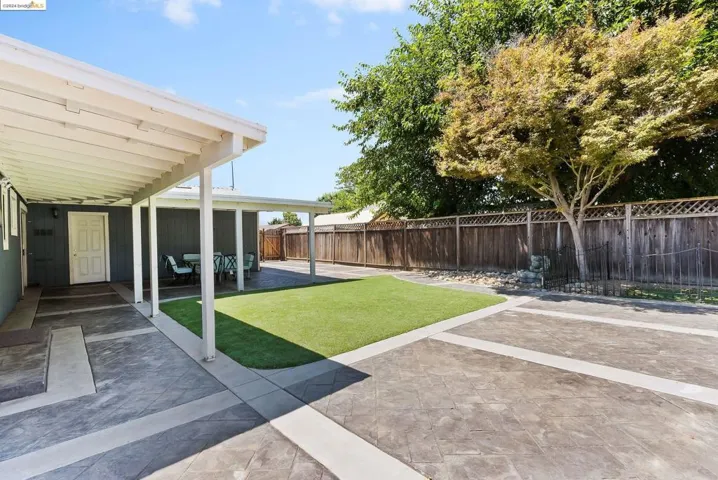 5576 Idlewild Ave, Livermore, California 94551