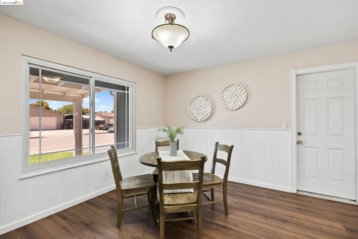 5576 Idlewild Ave, Livermore, California 94551