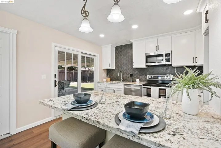 5576 Idlewild Ave, Livermore, California 94551