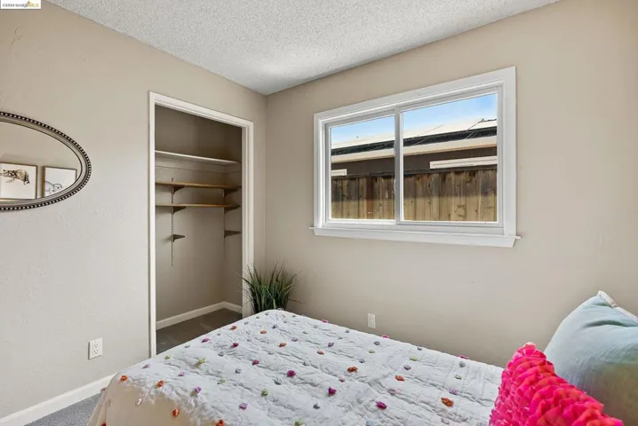 5576 Idlewild Ave, Livermore, California 94551