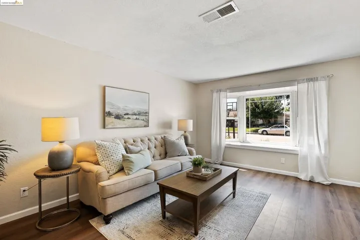 5576 Idlewild Ave, Livermore, California 94551