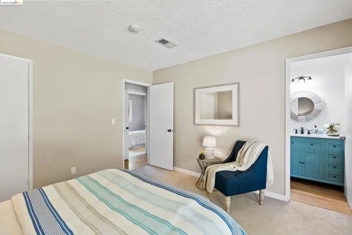 5576 Idlewild Ave, Livermore, California 94551