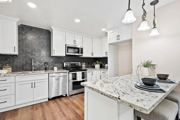 5576 Idlewild Ave, Livermore, California 94551