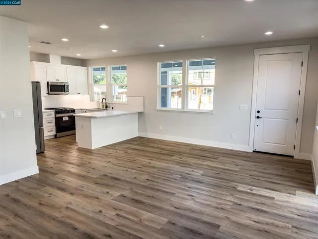 4684 Prospect Ave, Santa Rosa, California 95409-1500