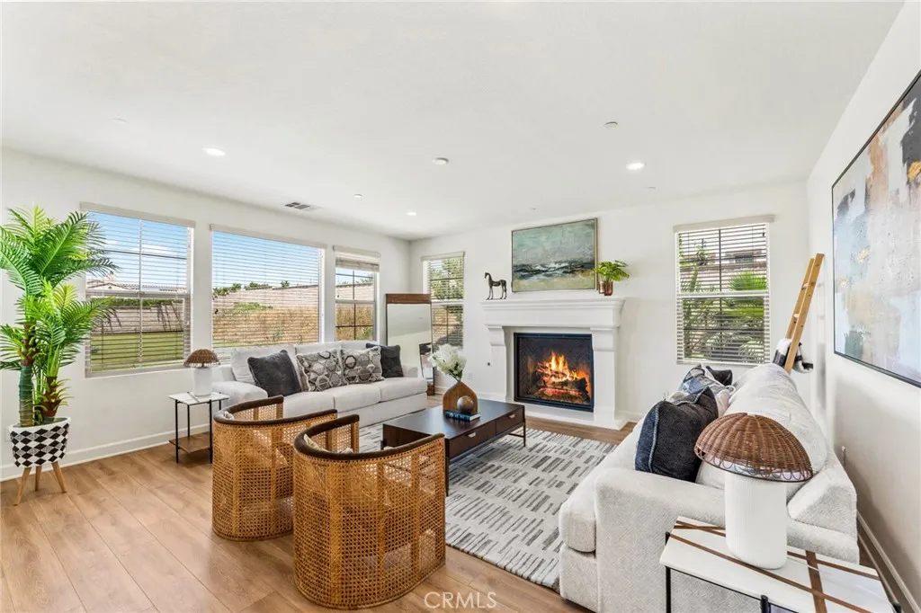 245 Snapdragon Lane, Glendora, California 91741 home-pic-26