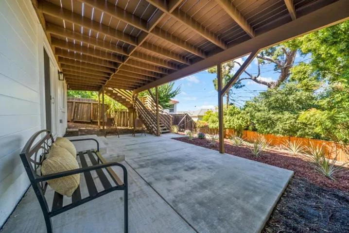 13 Hillbarn Court, San Mateo, California 94403