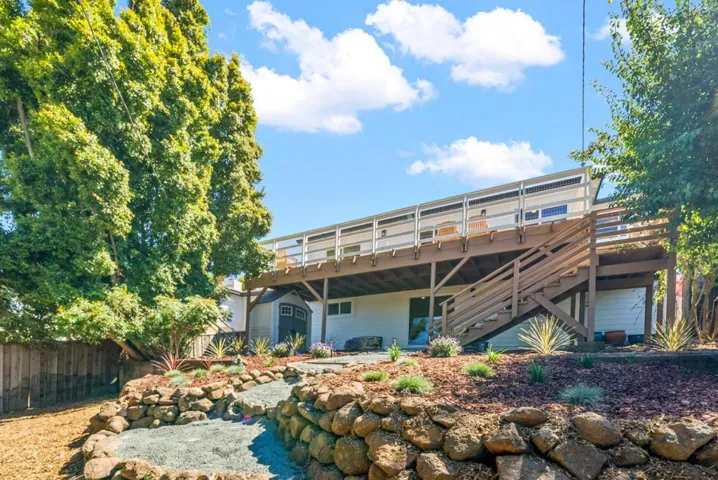 13 Hillbarn Court, San Mateo, California 94403
