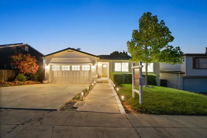 13 Hillbarn Court, San Mateo, California 94403
