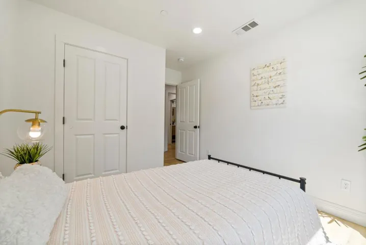13 Hillbarn Court, San Mateo, California 94403