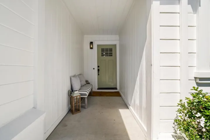 13 Hillbarn Court, San Mateo, California 94403