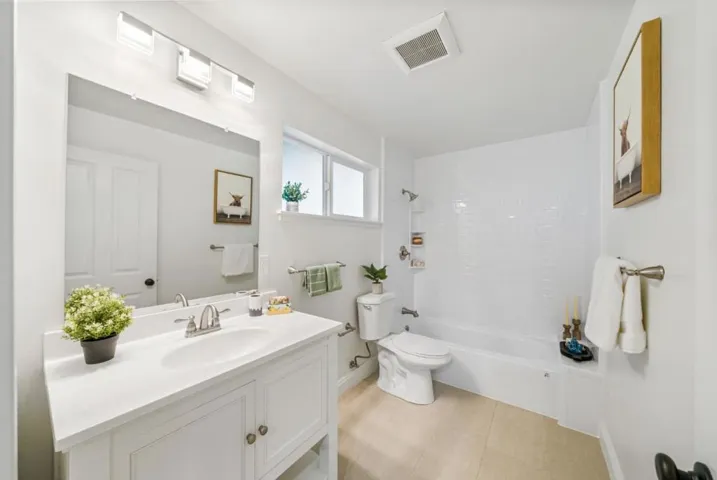 13 Hillbarn Court, San Mateo, California 94403