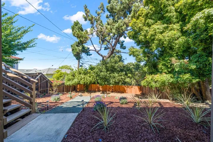 13 Hillbarn Court, San Mateo, California 94403
