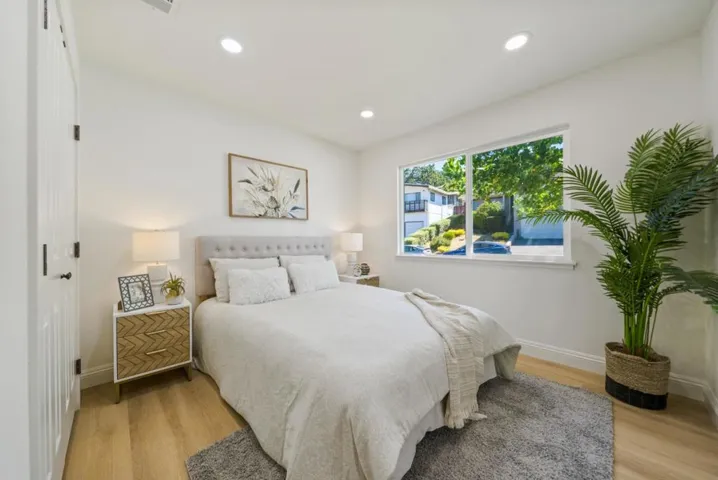 13 Hillbarn Court, San Mateo, California 94403