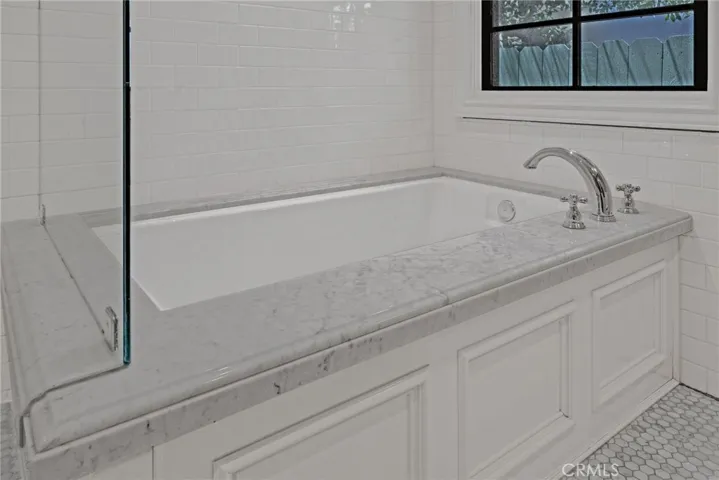 4316 N Clybourn Avenue, Burbank, California 91505