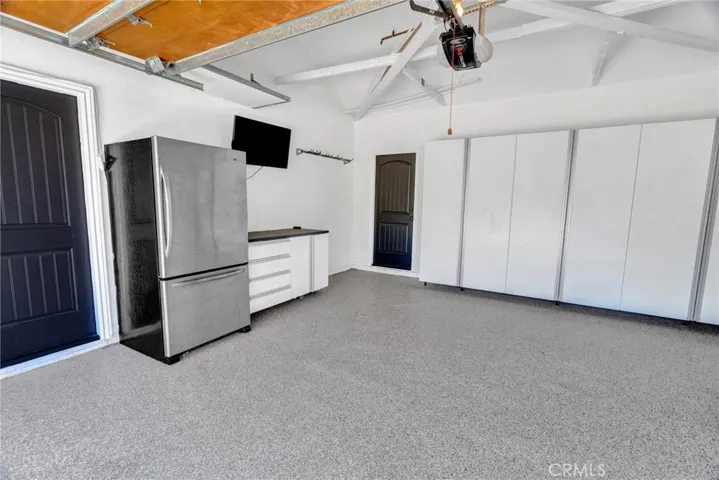 Detached Garage