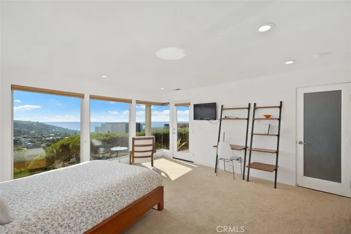 Downstairs bedroom
