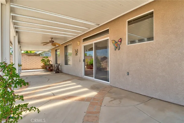 1041 Salem Drive, Corona, California 92881