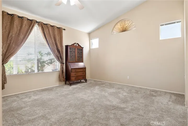 1041 Salem Drive, Corona, California 92881