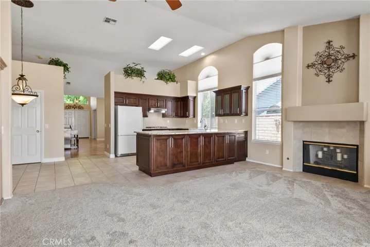 1041 Salem Drive, Corona, California 92881