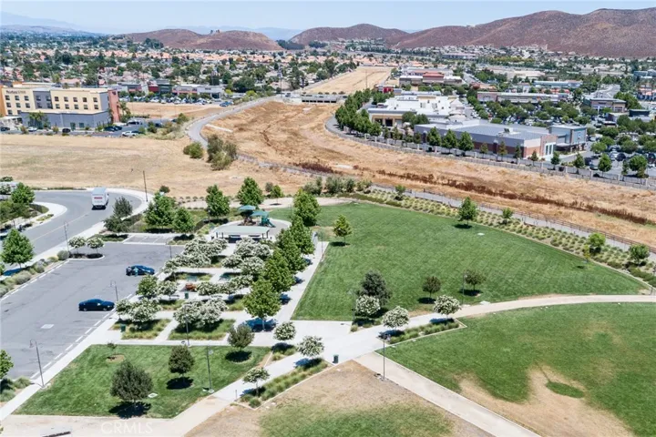 30370 Village Knoll Dr, Menifee, California 92584