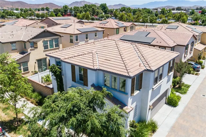 30370 Village Knoll Dr, Menifee, California 92584