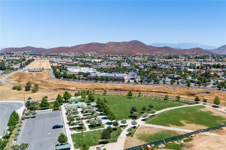 30370 Village Knoll Dr, Menifee, California 92584