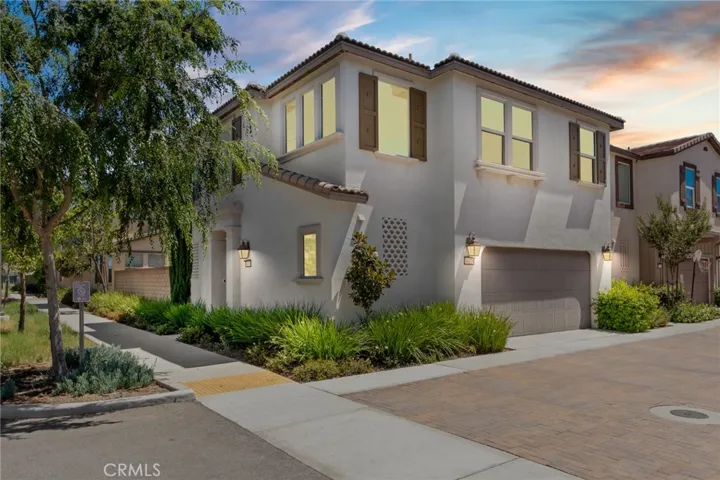30370 Village Knoll Dr, Menifee, California 92584