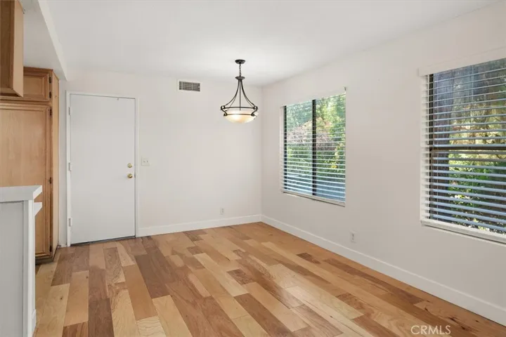 22609 Copper Hill Drive 129, Saugus, California 91350