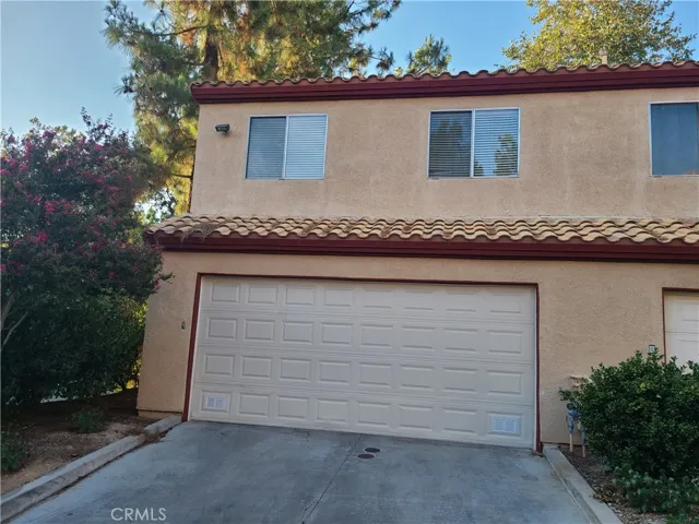 Attached Full size 2 car garage with direct access to house!