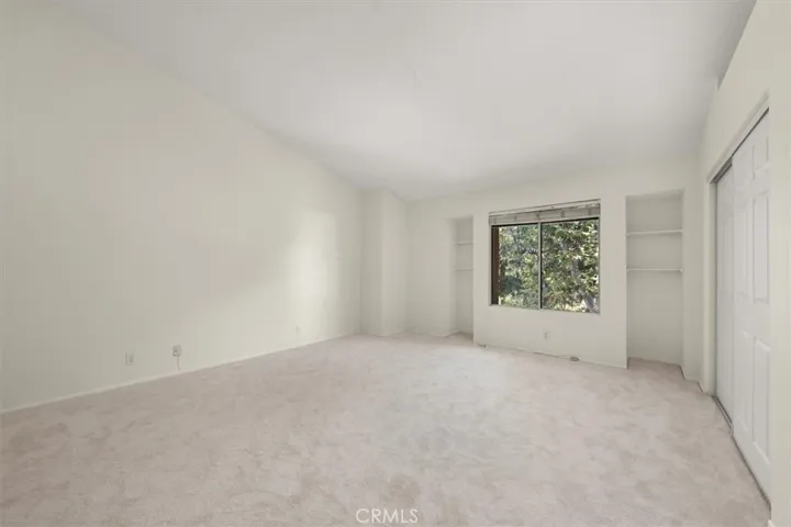 22609 Copper Hill Drive 129, Saugus, California 91350