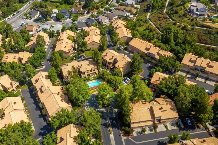 22609 Copper Hill Drive 129, Saugus, California 91350