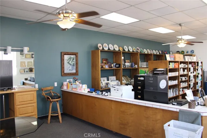 large counter space and shelves can stay or can be removed